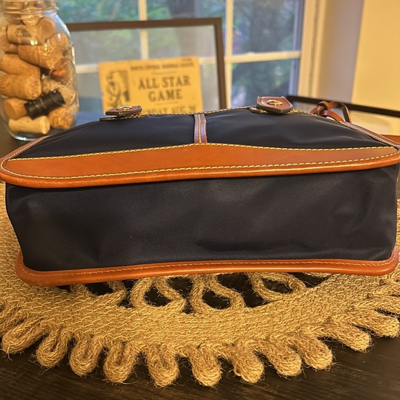 NWOT Dooney & Bourke Nylon Double pocket crossbody & Shoulder Bag Wayfarer Camde - Picture 7 of 12